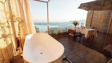 Deluxe Villa, Balcony, Hill View | Outdoor dining