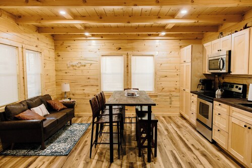 Secluded Cabin w/ Beach Access + Fire Pit