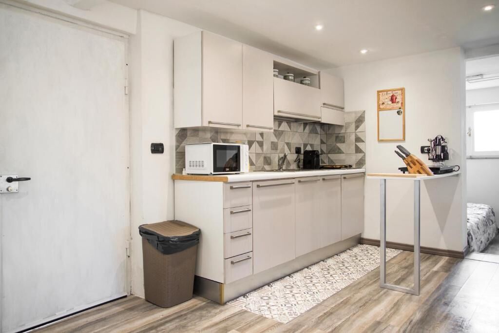 House, 3 Bedrooms, Hill View | Private kitchen