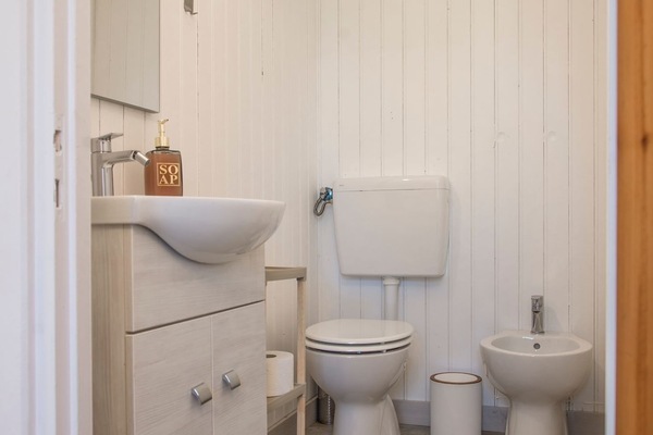 Bidet