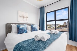 3 bedrooms, free WiFi, bed sheets - Cape on Popham 21B - Two Bedroom Apartment, Sleeps 4 (Cape Town)