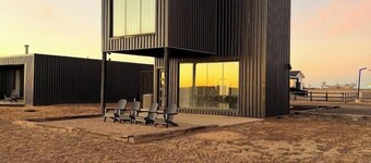 Closest To Cadillac Ranch - *Private Hot Tub*