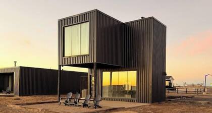 Closest To Cadillac Ranch - *Private Hot Tub*