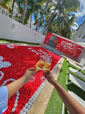Outdoor dining - Punta Cana Villa-Pool-Chef-Maid-2 Min Beach (Punta Cana)