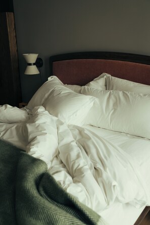 Egyptian cotton sheets, premium bedding, in-room safe, desk - The Webster Covent Garden, London (London)