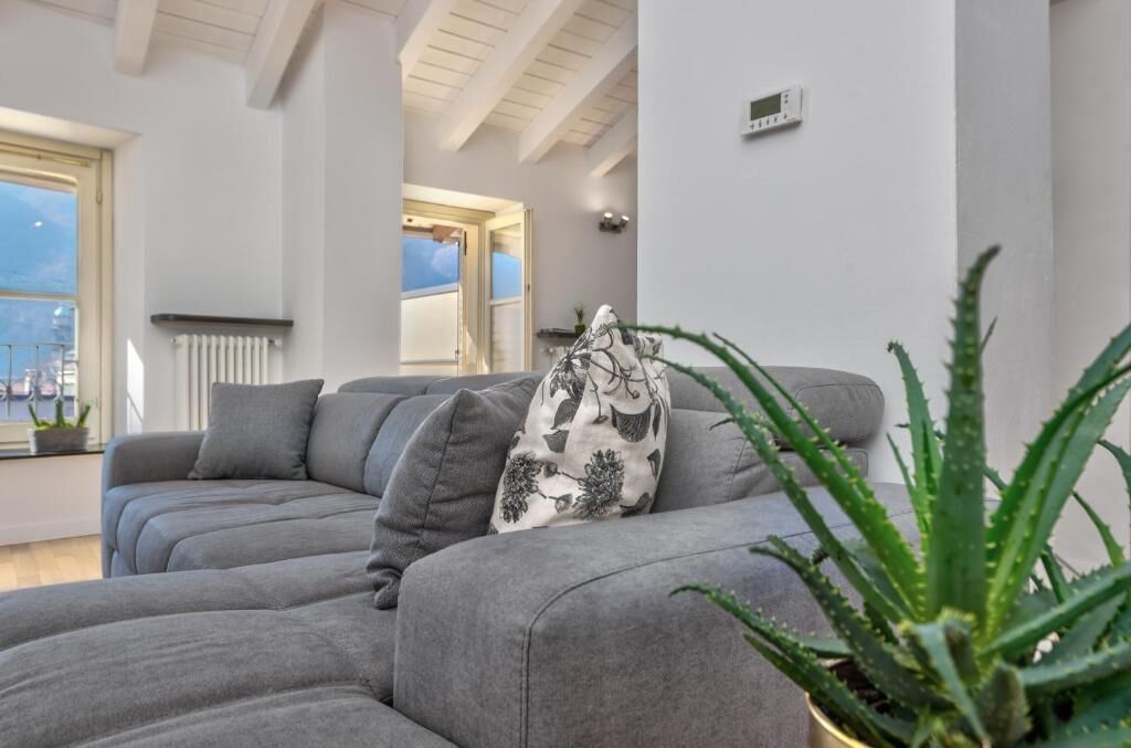 Grand Penthouse, Balcony, City View | Living area