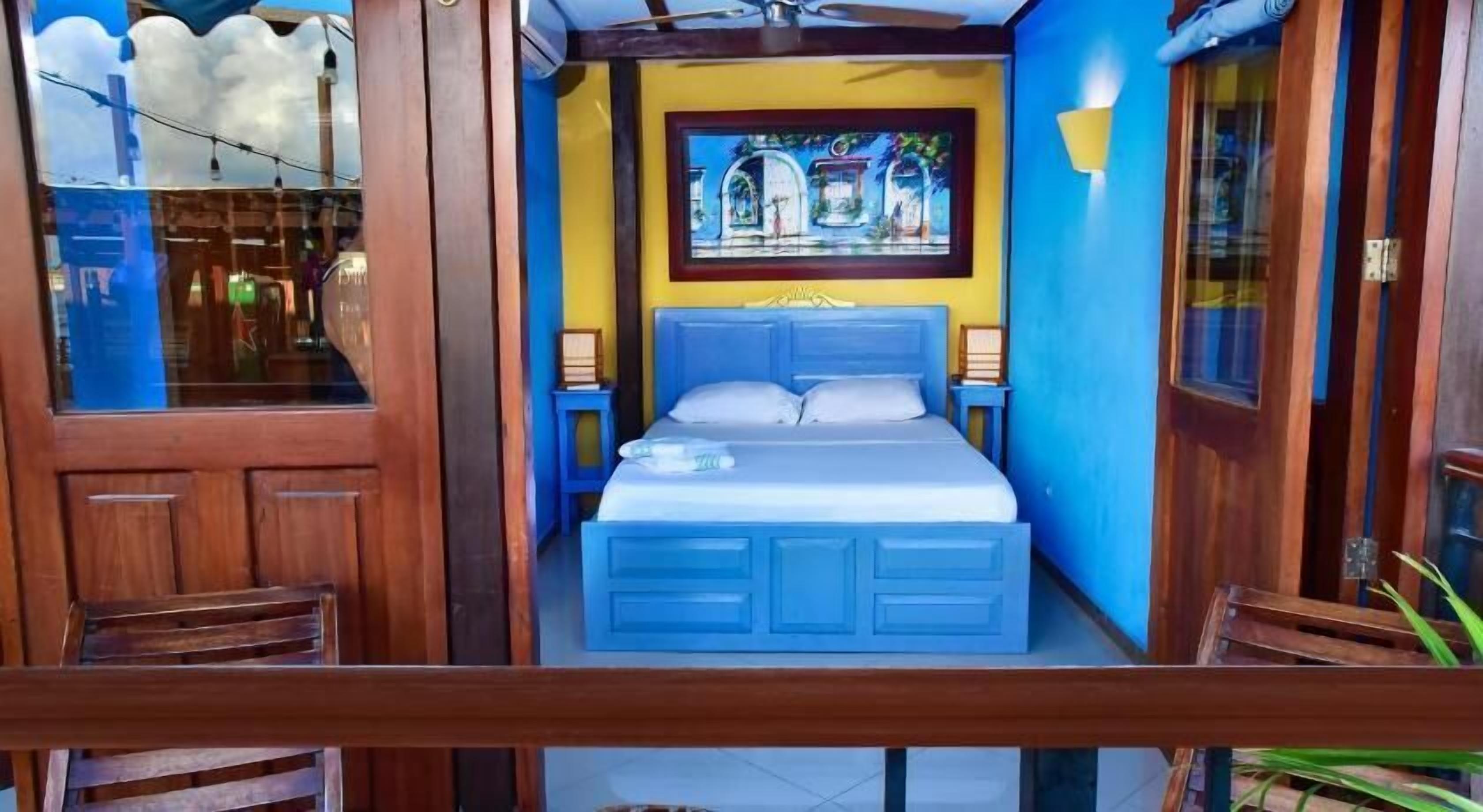 In-room safe, free WiFi, bed sheets