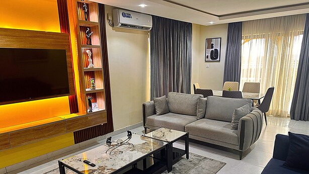 Presidential Suite, Patio, City View | Ruang tamu | TV 
