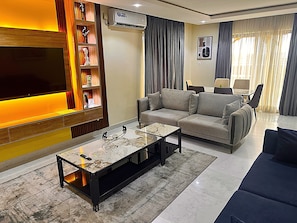 Presidential Suite, Patio, City View | Living area - GARDEN CITY HOTEL (Port Harcourt)