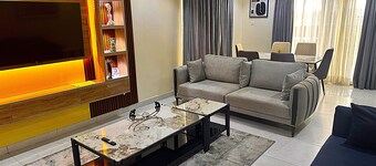 GARDEN CITY HOTEL