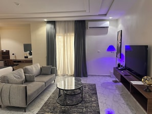 Deluxe Double Room, Balcony, City View | Living area - GARDEN CITY HOTEL (Port Harcourt)