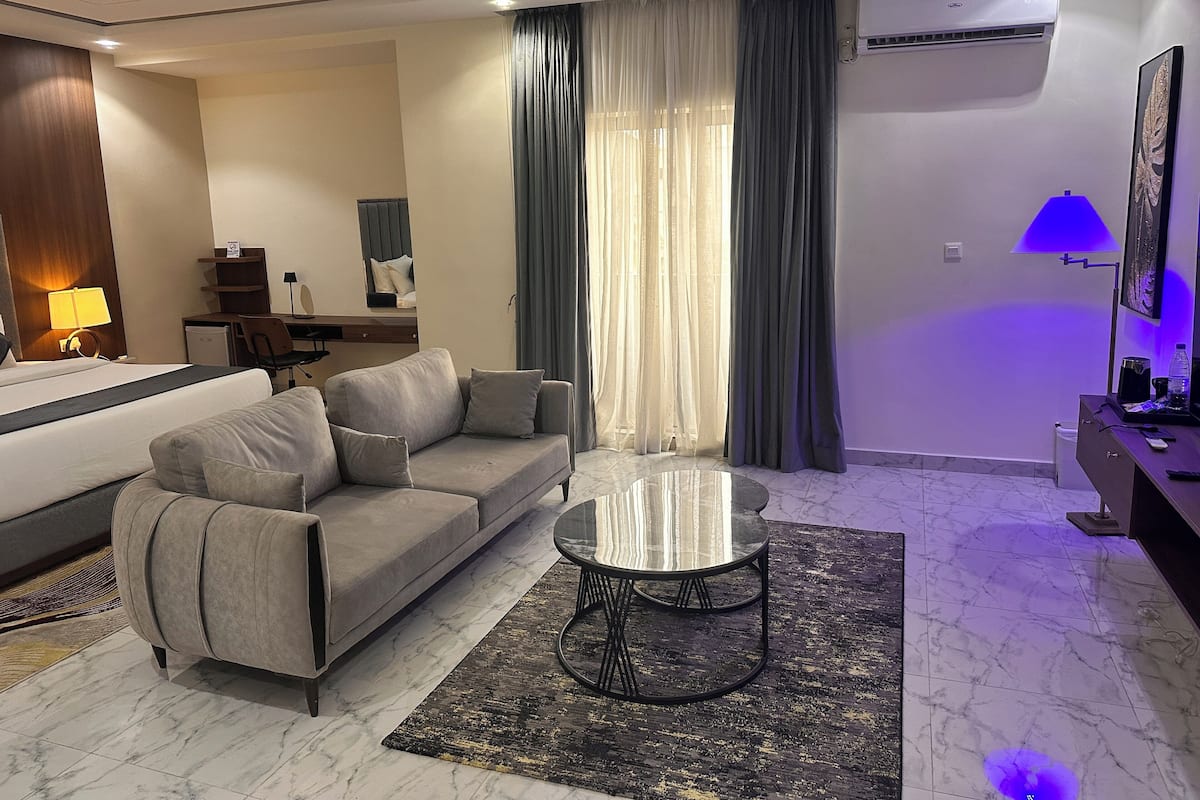 Deluxe Double Room, Balcony, City View