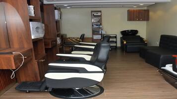 Espace de soins pour les couples, sauna, bain Ă remous, hammam