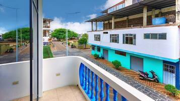 Family Apartment, 2 Bedrooms, City View | Exterior