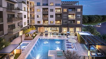 Seasonal outdoor pool