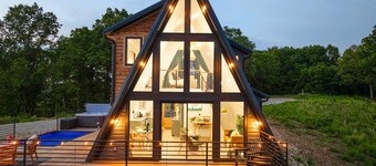 NEW Branson Lux Romantic Swimming Pool Mtn Lake @MyBlissfulRetreats