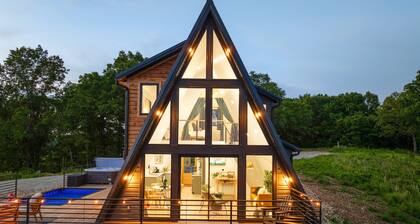 NEW Branson Lux Romantic Swimming Pool Mtn Lake @MyBlissfulRetreats