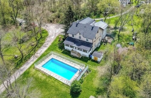 Sunny Shades Resort and Spa