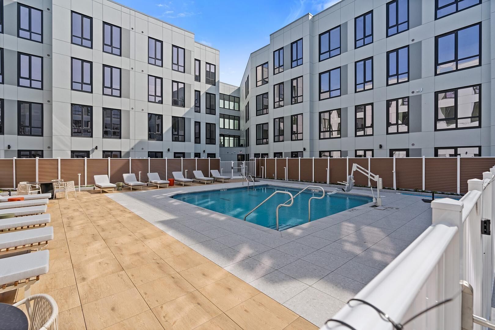 Apartment (1 Bedroom) | Aussenbereich