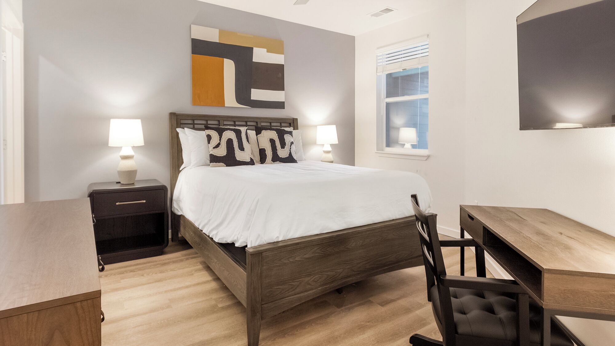 Apartemen (2 Bedrooms) | 1 kamar tidur, meja kerja, dan ruang kerja ramah laptop