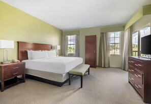 4 Schlafzimmer, Bügeleisen/Bügelbrett, kostenloses WLAN, Bettwäsche