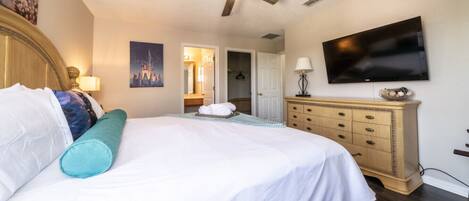 7 bedrooms, desk, iron/ironing board, travel cot