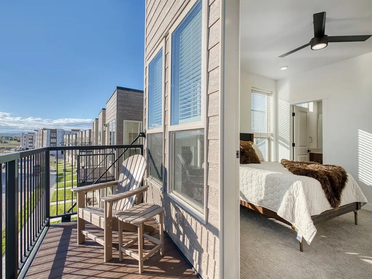 Apartment (3 Bedrooms) | 2 bedrooms, individually decorated, individually furnished, desk