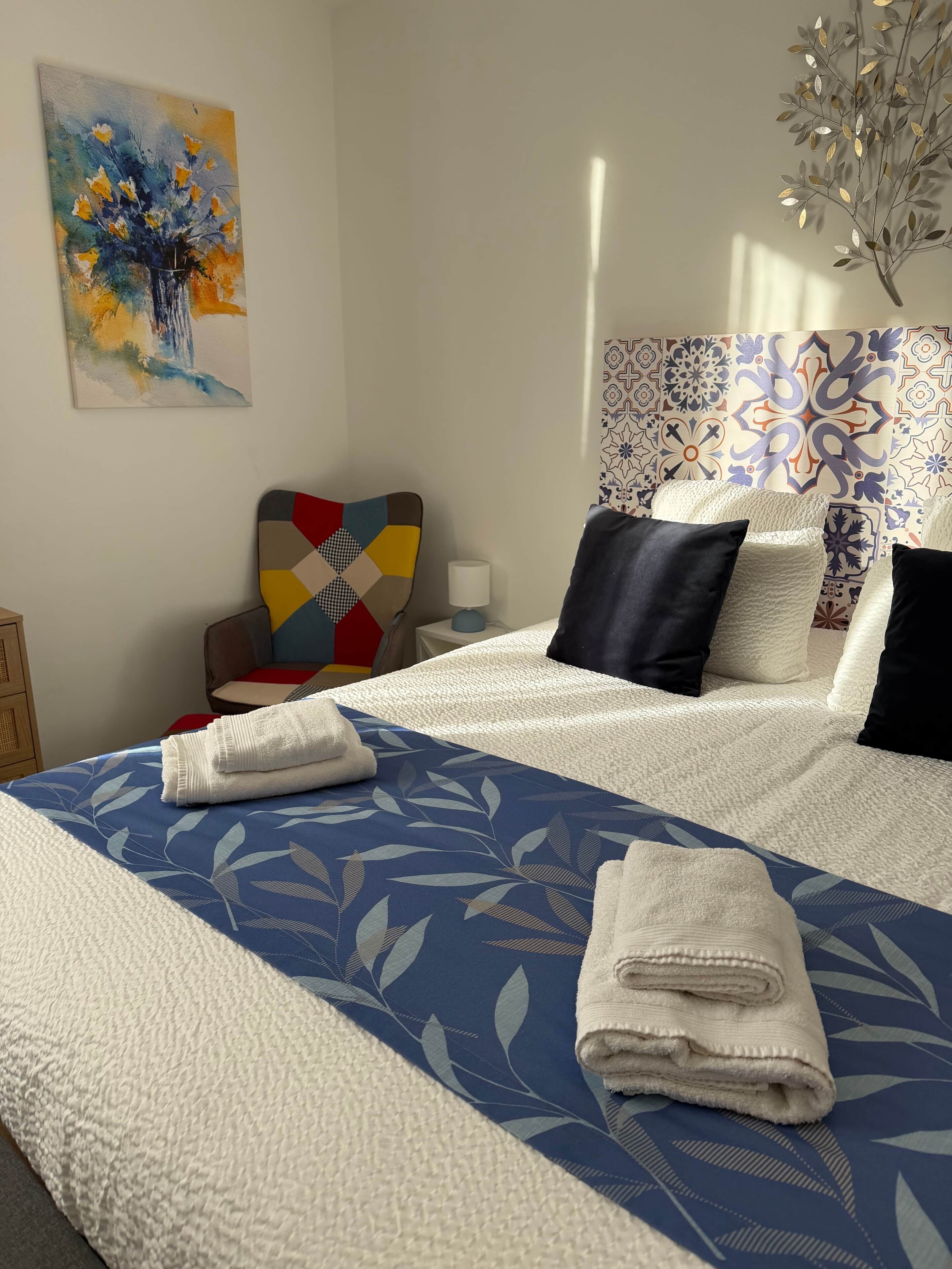 2 chambres, fer et planche à repasser, Wi-Fi, draps fournis