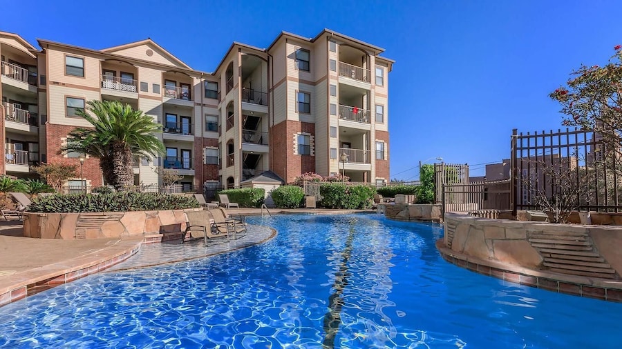 Landing Apartments near Downtown Corpus Christi