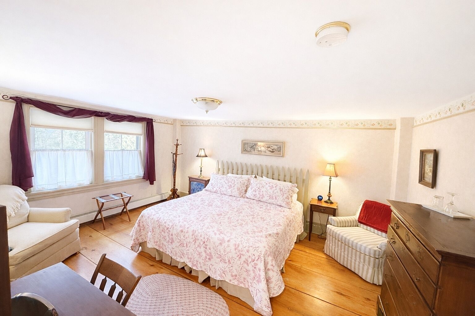 1 chambre, fer et planche à repasser, Wi-Fi gratuit, draps fournis