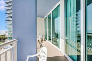 Property grounds - New 3BR Private Balcony 3rd Floor Oceanfront,Pools (North Myrtle Beach)