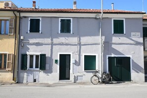 Exterior - SE212 – Senigallia, charming one-bedroom apartment in the city center with private courtyard (Senigallia)