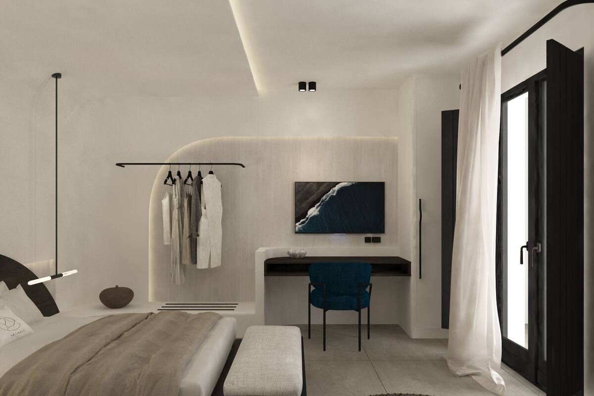 Junior Suite with Balcony | Seprai premium, minibar, brankas, dan tirai kedap cahaya