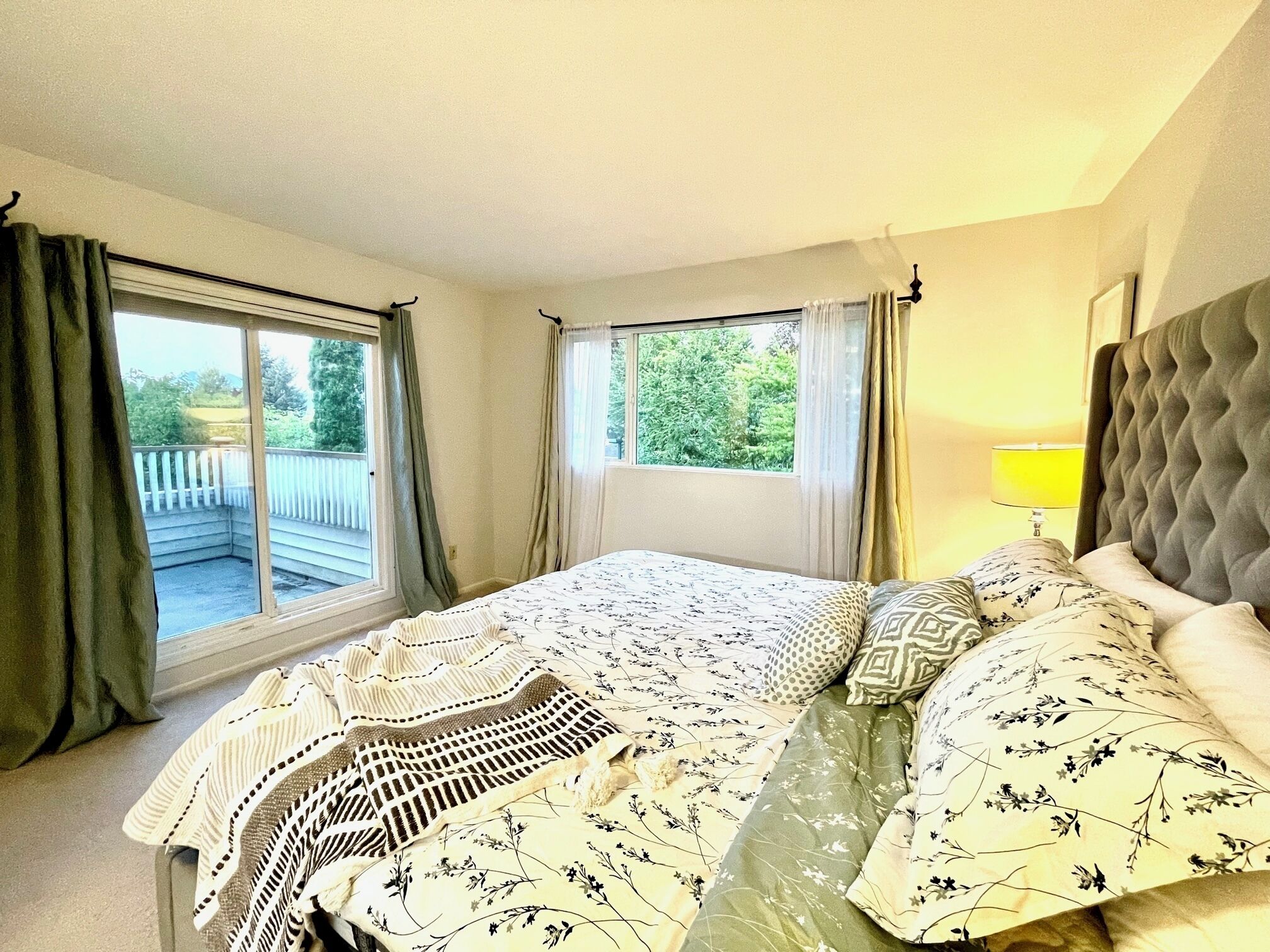 4 chambres, fer et planche à repasser, Wi-Fi, draps fournis