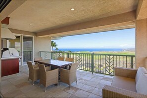 Outdoor dining - Wai'ula'ula K202 Three Bedroom (Kamuela)