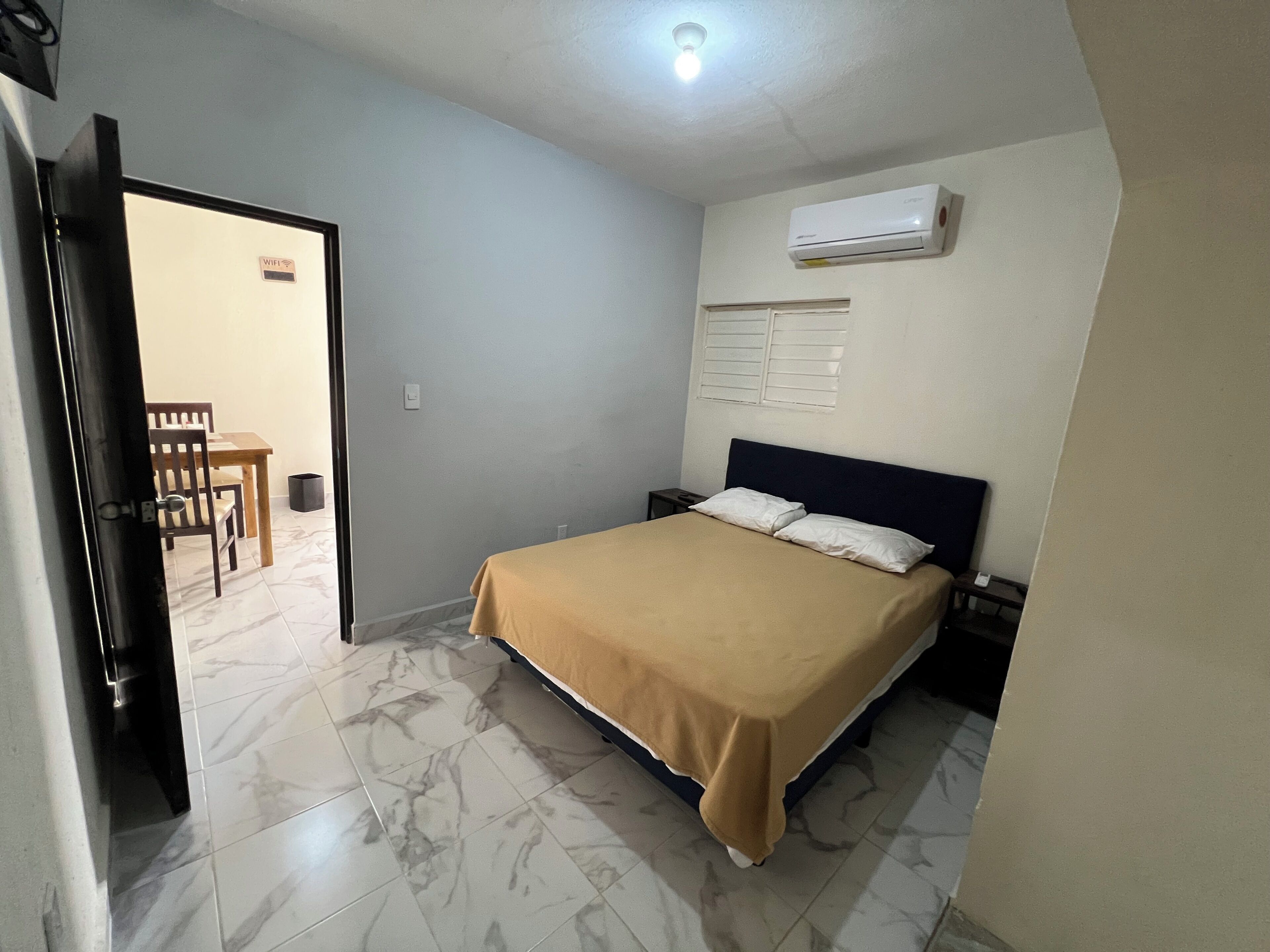 Suite Confort | Caja fuerte, tabla de planchar con plancha, wifi gratis