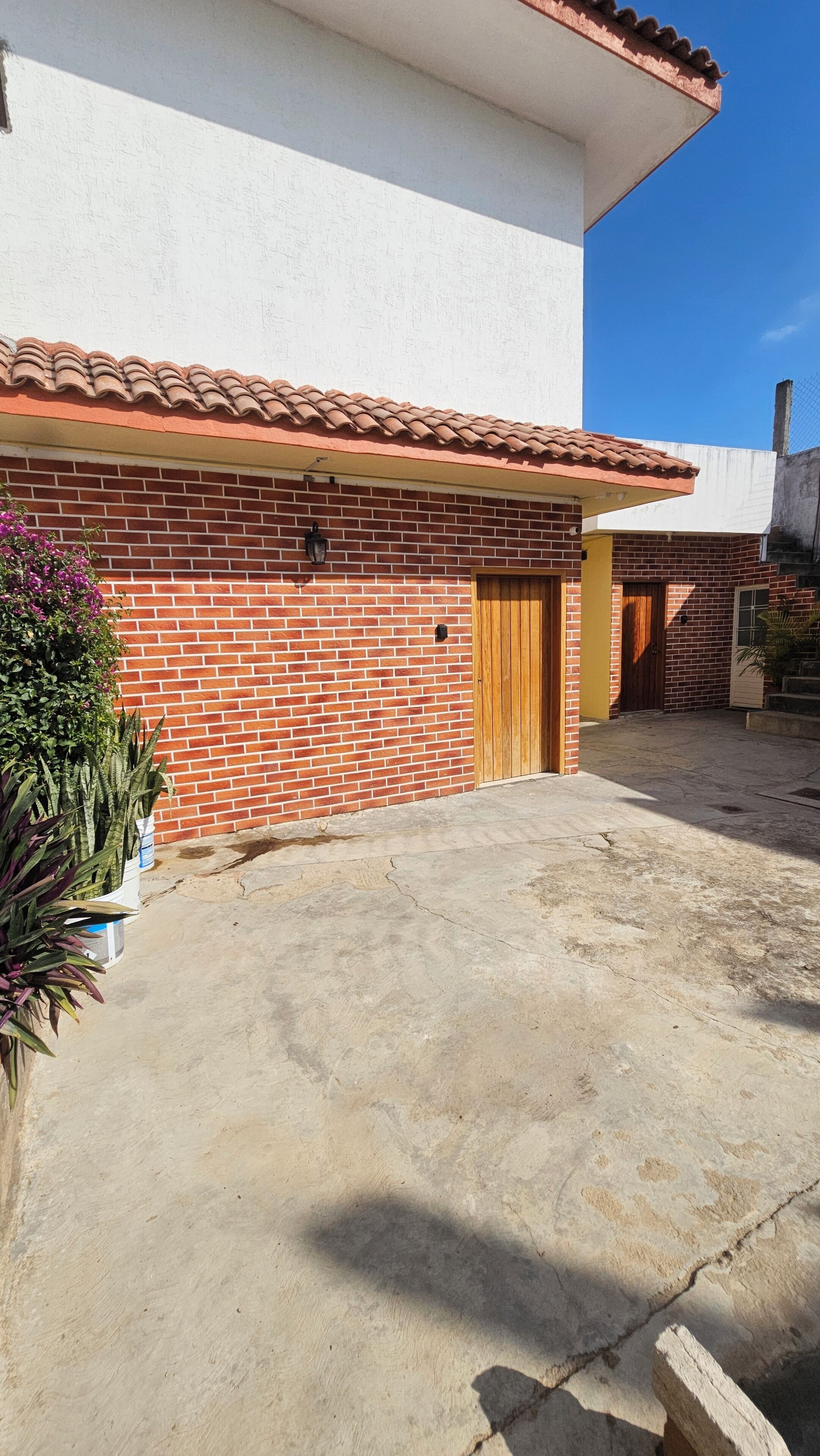 Comfort suite, privébadkamer | Details aan de buitenkant