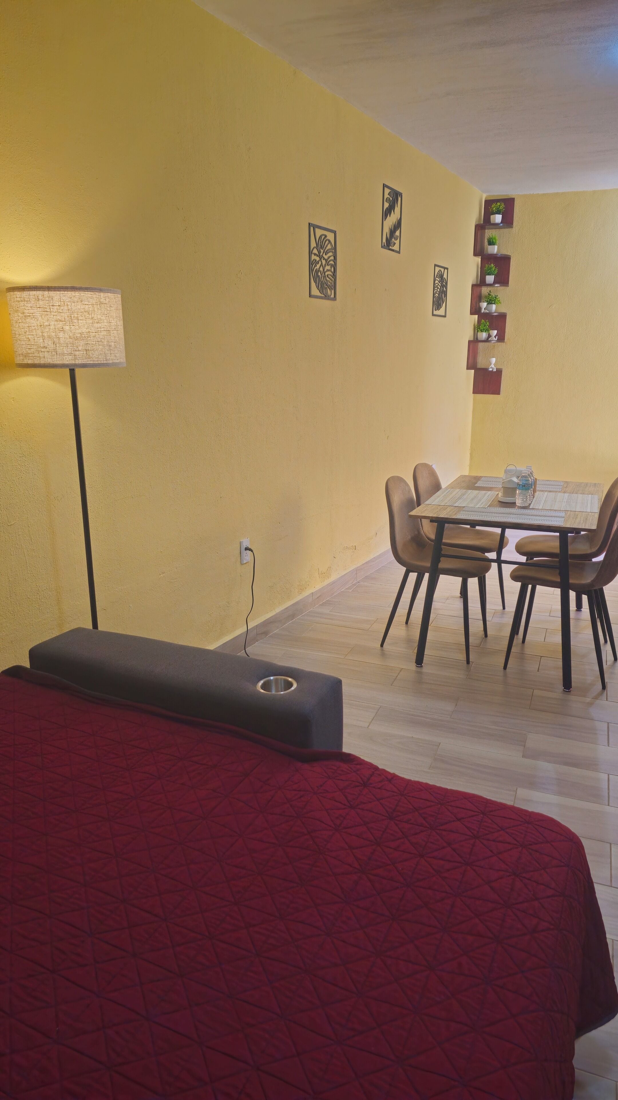 Suite Confort, baño privado | Restaurantes