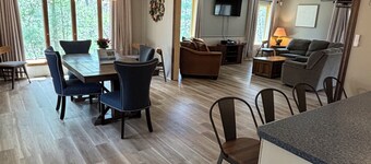 Private 2 bedroom house in Lewiston with plenty of space to relax and unwind.