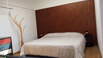 1 bedroom, free WiFi, bed sheets