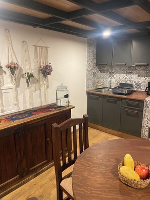 Dining - Beautiful Suite located in the heart of San Angel. Ideal for couples!  (Ciudad de México)