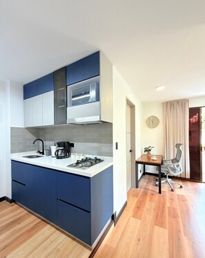 Private kitchen - Cozy apartment in central Limonar with air conditioning (Cali)