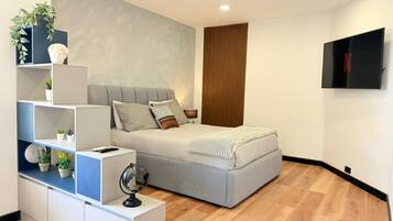 1 soveværelse, strygejern/strygebræt, internetforbindelse, sengetøj