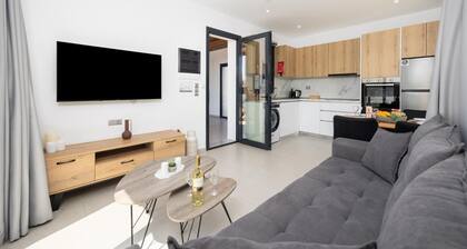 Villa Salty Sun 6 - Two Bedroom Villa, Sleeps 4