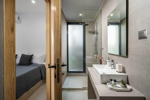 Shower, hair dryer, towels - Villa Salty Sun 7 - Two Bedroom Villa, Sleeps 5 (Kremasti)