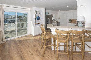 Fridge, microwave, oven, stovetop - New Listing: 4BR/3BA Heated Pool & Spa; Sleeps 18 (Pensacola)