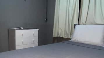 Habitació doble estàndard, vistes a la ciutat | Wifi gratuïta