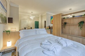 Luxury Quadruple Room, City View | In-room safe, desk, laptop workspace, blackout drapes - DibraLuxurySuites (Milano)