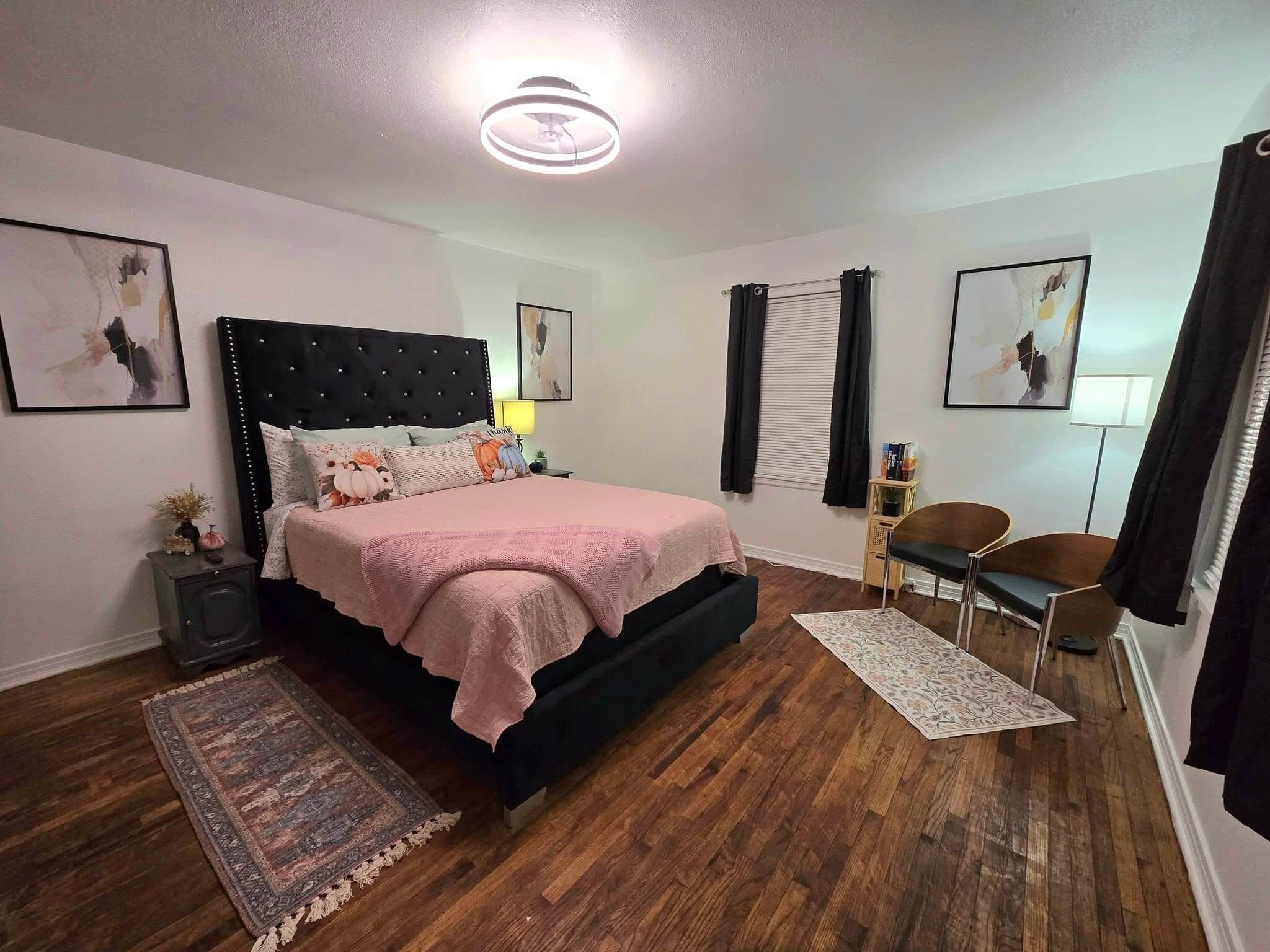 3 bedrooms, iron/ironing board, free WiFi, bed sheets