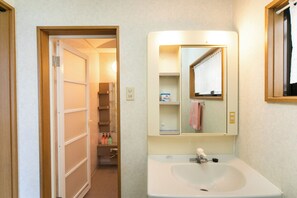 Bathroom - Awaji Seaside Villa in Shizuki (Awaji)